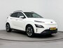 Hyundai Kona Electric EV FASHION 64 kWh | SoH 93% | DODEHOEK DETECTIE | PDC | 3 FASEN | WARMTEPOMP | CAMERA | CLIMA | CRUISE ADAPT. | NAVI | PRIVACY GLASS | DAKRAILING | APPLE CAR PLAY & ADROID AUTO | ALL SEASONS |