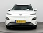 Hyundai Kona Electric EV FASHION 64 kWh | SoH 93% | DODEHOEK DETECTIE | PDC | 3 FASEN | WARMTEPOMP | CAMERA | CLIMA | CRUISE ADAPT. | NAVI | PRIVACY GLASS | DAKRAILING | APPLE CAR PLAY & ADROID AUTO | ALL SEASONS |
