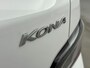 Hyundai Kona Electric EV FASHION 64 kWh | SoH 93% | DODEHOEK DETECTIE | PDC | 3 FASEN | WARMTEPOMP | CAMERA | CLIMA | CRUISE ADAPT. | NAVI | PRIVACY GLASS | DAKRAILING | APPLE CAR PLAY & ADROID AUTO | ALL SEASONS |