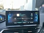 Peugeot 3008 1.6 HYbrid 180 PK Allure Pack Business | Plug In Hybride | Slechts 9200 KM | Navigatie | LED Verlichting | Camera | Parkeersensoren V+A | Digitaal Dashboard | Keyless Entry | Lichtmetalen Velgen 18 Inch | Climate Control | Cruise Control |
