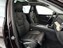 Volvo XC60 T8 Plug-in hybrid AWD Ultra Dark | Panoramadak | 360° camera | Bowers & WIlkins | Luchtvering | Head-up display | Stoelventilatie | Trekhaak