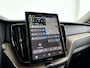 Volvo XC60 T8 Plug-in hybrid AWD Ultra Dark | Panoramadak | 360° camera | Bowers & WIlkins | Luchtvering | Head-up display | Stoelventilatie | Trekhaak