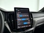 Volvo XC60 T8 Plug-in hybrid AWD Ultra Black Edition | SOH 100% | Panoramadak | 360° camera | Harman Kardon | Head-up display | Stoelventilatie | Stoel- en Stuurverwarming