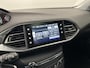 Peugeot 308 1.2 PureTech Blue Lion PANO NAVIGATIE TREKHAAK CRUISE ECC.