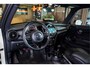 MINI Cooper 3-Deurs 1.5 Chili Sportstoelen Leder Cross punch, Panoramadak, Navi Professional, Zicht/ Wired/ Connected XL/ Licht/ Excitement/ Ambiente/ Black optic pakket, DDC, PDC, Voorruit verwarming, LMV.