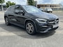 Mercedes-Benz GLA 250 e AMG // Trekhaak / Panoramadak // Keyless Entry // MultiBeam LED // Carplay // Sfeerverlichting
