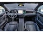 Volkswagen Passat Variant 1.5 eHybrid 204pk R-Line Edition | Panoramadak | Trekhaak | Harman Kardon Audio