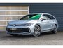 Volkswagen Passat Variant 1.5 eHybrid 204pk R-Line Edition | Panoramadak | Trekhaak | Harman Kardon Audio