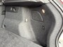 Volvo XC40 1.5 T3 R-Design | Trekhaak | Stoel- en Stuurverwarming | Achteruitrijcamera | Parkeersensoren Voor en Achter | 19 Inch Velgen | Voorruitverwarming | Getint Glas | Keyless | Navigatie | Apple Carplay / Android Auto | Nubuck Bekleding |