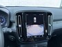 Volvo XC40 2.0 B3 Plus Bright | Lederen bekleding | Navigatie | Camera | Keyless | Adaptieve Cruise Control | Getint Glas | Harman Kardon Audio | DAB | Elek. Stoelen | Stoel-/Stuurverwarming | Lighting Pack |