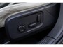 Volvo XC40 Plug-in Hybrid T4 Ultimate Bright | Trekhaak | Panoramadak | Adaptive Cruise control | Lederen Bekleding | Harman Kardon Audio | Stoel-/Stuurverwarming | Navigatie | Achteruitrijcamera | Parkeersensoren voor + achter | Apple Carplay / Android Auto |
