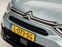 Citroën C4 1.2 Puretech Shine Automaat (APPLE CARPLAY, GROOT NAVI, 360 CAMERA, STUUR/STOELVERWARMING, SPORTSTOELEN, KEYLESS, GETINT GLAS, ADAPTIVE CRUISE, NIEUWSTAAT)