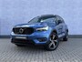 Volvo XC40 Plug-in Hybrid T5 R-Design | Panoramadak | Elektrisch Verstelbare Voorstoelen | Harman Kardon Audio | 360 Graden Camera | Stoelverwarming | Trekhaak | Lederen Bekleding