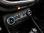 Ford Fiesta 1.0 EcoBoost ST-Line (APPLE CARPLAY, STUUR/STOELVERWARMING, KEYLESS, SPORTSTOELEN, GETINT GLAS, LM VELGEN, PARKEERSENSOREN, NIEUWSTAAT)