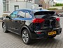 Kia Niro EV E-Niro DynamicPlusLine 64 kWh | SOH 100% | BTW | Panoramadak | Parkeersens. V+A+Camera | Stoelverwarming + Stuurverwarming