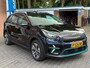Kia Niro EV E-Niro DynamicPlusLine 64 kWh | BTW | Panoramadak | Parkeersens. V+A+Camera | Stoelverwarming + Stuurverwarming