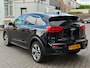 Kia Niro EV E-Niro DynamicPlusLine 64 kWh | BTW | Panoramadak | Parkeersens. V+A+Camera | Stoelverwarming + Stuurverwarming