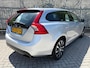 Volvo V60 1.5 T2 Polar+ Dynamic | Navigatie | Bi-Xenon Adaptief | Sportstoelen | Parkeersensoren | Bluetooth | Dealeronderhouden