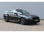BMW 5-Serie Touring 530e M-Sport/Pano/Trekhaak/Camera/Harman