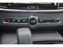Volvo V90 T6 Recharge AWD Plus Bright - Panorama/schuifdak - IntelliSafe Assist & Surround - 360º Camera - Harman/Kardon audio - Verwarmde voorstoelen, stuur & achterbank - Parkeersensoren voor & achter - Elektr. bedienb. voorstoelen met geheugen - Head up display - Extra getint glas - 19' LMV