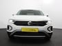 Volkswagen T-Roc 1.0 TSI 110pk Move Navigatie Apple Carpla/Android Auto Digitale Cockpit Climate Control Lichtmetalen velgen Dab