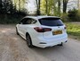 Ford Focus Wagon 1.0EB Hybrid ST Line | NL-AUTO! | 1E EIGENAAR! | ELEK. TREKHAAK | ADAPTIVE CRUISE | WINTERPACK | DODE HOEK | LED | PARK. SENSOREN V+A | DEALER OH!