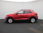 Volkswagen T-Roc 1.5 TSI Life 150 PK| Origineel Nederlands | 1e Eigenaar | Dealeronderhouden | Trekhaak | Navigatie | Dodehoek Detectie |Digitale Cockpit Pro | Parkeersensoren