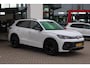 Volkswagen Tiguan 1.5 eHybrid R-Line Edition 60 mnd 100.000 km garantie Black style wegklapbare trekhaak LED matrix 4 x stoelverwarming voorruit- en stuurwielverwarming park assist pro IQ drive key less elektrische achterklep dynamische richtingaanwijzers privacy glas extra donker