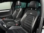 Volkswagen Passat Variant 1.4 TSI/150pk ACT Highline Business R|NAP|Dealer on.|Pano|Trekhaak|2x R-line|Camera|R line|Leder|18" LMV