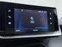 Peugeot 208 Allure 100pk | Trekhaak | Navigatie | Camera achter | Parkeersensoren | Automatische airco | Cruise control | Lichtmetalen velgen | Apple Carplay en Android auto