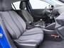 Peugeot 208 Allure 100pk | Trekhaak | Navigatie | Camera achter | Parkeersensoren | Automatische airco | Cruise control | Lichtmetalen velgen | Apple Carplay en Android auto