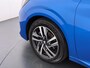 Peugeot 208 Allure 100pk | Trekhaak | Navigatie | Camera achter | Parkeersensoren | Automatische airco | Cruise control | Lichtmetalen velgen | Apple Carplay en Android auto