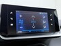 Peugeot 208 Allure 100pk | Trekhaak | Navigatie | Camera achter | Parkeersensoren | Automatische airco | Cruise control | Lichtmetalen velgen | Apple Carplay en Android auto