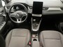 Renault Captur 1.3 mild hybrid 140 techno / 1200 KG Trekgewicht / Stoel- en Stuurverwarming / Google Maps Navigatie / Camera / Climate Control / Cruise Control /