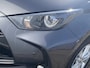 Toyota Yaris 1.5 Hybrid 115 Active Limited Trekhaak Parkeersensoren Stoel Stuurverwarming Carplay Android Auto