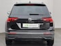 Volkswagen Tiguan 1.4 TSI eHybrid Life Automaat / Wegklapbare Trekhaak 1.800 Kg / Dealer Onderhouden / Panoramadak / Camera / Navigatie / ACC / Travel Assist / Dodehoek Detectie / Stoel & Stuurwielverwarming /