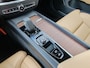 Volvo V60 Cross Country B5 251PK AWD Pro | Trekhaak | Adapt. Cruise | Stoelventilatie | Panodak