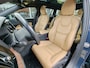 Volvo V60 Cross Country B5 251PK AWD Pro | Trekhaak | Adapt. Cruise | Stoelventilatie | Panodak