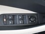 Skoda Kamiq 1.0 TSI Business Edition | Apple Carplay/Android | cruise control | electronic climate control | lichtmetalen velgen 16" | microvezel/stof bekleding | navigatiesysteem full map + hard disk | voorstoelen verwarmd | lichtmetalen velgen 17" |