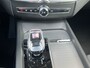 Volvo XC60 2.0 T8 455 pk Plug-in hybrid AWD Ultimate Black Edition Trekhaak Panoramadak Bowers en Wilkins Audio Elektrische Sportstoelen 21 Inch Velgen 360 Camera Head-Up Display Apple Carplay Extra Getint Glas Navigatie Long Range 1e Eigenaar BTW Auto