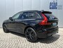 Volvo XC60 2.0 T8 455 pk Plug-in hybrid AWD Ultimate Black Edition Trekhaak Panoramadak Bowers en Wilkins Audio Elektrische Sportstoelen 21 Inch Velgen 360 Camera Head-Up Display Apple Carplay Extra Getint Glas Navigatie Long Range 1e Eigenaar BTW Auto