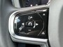 Volvo XC60 2.0 T8 455 pk Plug-in hybrid AWD Ultimate Black Edition Trekhaak Panoramadak Bowers en Wilkins Audio Elektrische Sportstoelen 21 Inch Velgen 360 Camera Head-Up Display Apple Carplay Extra Getint Glas Navigatie Long Range 1e Eigenaar BTW Auto