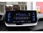 Peugeot 2008 1.2 100PK ALLURE PACK | NAVIGATIE 10" TOUCHSCREEN| ACHTERUITRIJ CAMERA | 3-D INSTRUMENTENPANEEL | APPLE CARPLAY/ANDROID AUTO | LICHTMETALEN VELGEN 17" | DAB+ RADIO | CRUISE CONTROL | GETINTE RUITEN |
