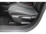 Peugeot 2008 1.2 100PK ALLURE PACK | NAVIGATIE 10" TOUCHSCREEN| ACHTERUITRIJ CAMERA | 3-D INSTRUMENTENPANEEL | APPLE CARPLAY/ANDROID AUTO | LICHTMETALEN VELGEN 17" | DAB+ RADIO | CRUISE CONTROL | GETINTE RUITEN |