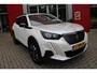 Peugeot 2008 1.2 100PK ALLURE PACK | NAVIGATIE 10" TOUCHSCREEN| ACHTERUITRIJ CAMERA | 3-D INSTRUMENTENPANEEL | APPLE CARPLAY/ANDROID AUTO | LICHTMETALEN VELGEN 17" | DAB+ RADIO | CRUISE CONTROL | GETINTE RUITEN |