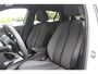 Peugeot 2008 1.2 100PK ALLURE PACK | NAVIGATIE 10" TOUCHSCREEN| ACHTERUITRIJ CAMERA | 3-D INSTRUMENTENPANEEL | APPLE CARPLAY/ANDROID AUTO | LICHTMETALEN VELGEN 17" | DAB+ RADIO | CRUISE CONTROL | GETINTE RUITEN |