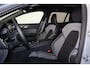 Volvo V60 T6 Recharge AWD Plus Dark - Panorama/schuifdak - IntelliSafe Assist & Surround - 360º Camera - Harman/Kardon audio - Verwarmde voorstoelen, stuur & achterbank - Parkeersensoren voor & achter - Elektr. bedienb. voorstoelen met geheugen - Head up display - Extra getint glas - 19' LMV