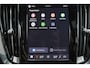 Volvo V60 T6 Recharge AWD Plus Dark - Panorama/schuifdak - IntelliSafe Assist & Surround - 360º Camera - Harman/Kardon audio - Verwarmde voorstoelen, stuur & achterbank - Parkeersensoren voor & achter - Elektr. bedienb. voorstoelen met geheugen - Head up display - Extra getint glas - 19' LMV