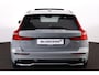 Volvo V60 T6 Recharge AWD Plus Dark - Panorama/schuifdak - IntelliSafe Assist & Surround - 360º Camera - Harman/Kardon audio - Verwarmde voorstoelen, stuur & achterbank - Parkeersensoren voor & achter - Elektr. bedienb. voorstoelen met geheugen - Head up display - Extra getint glas - 19' LMV