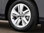 Volkswagen Golf 1.0 eTSI 110pk DSG Life · Camera · Dodehoeksensor · Adaptive Cruise Control · Apple/Android Car Play · Sfeerverlichting · Navigatie · Elek. Inklapbare Spiegels ·